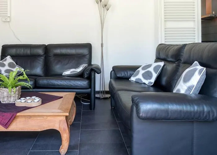 Luxe Recreatiebungalow 度假居