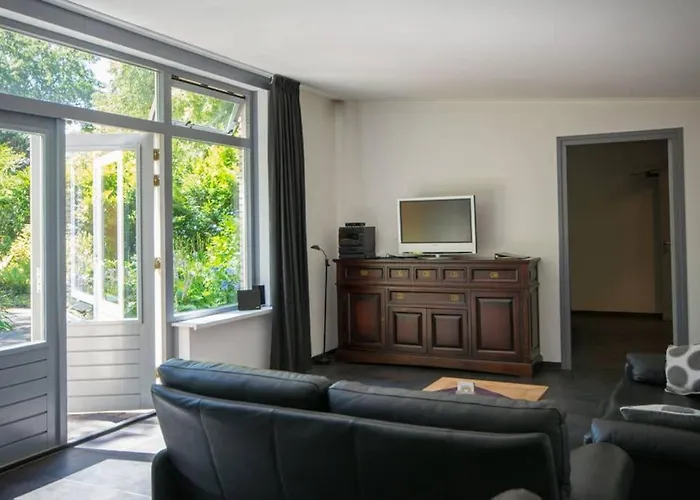 度假居 Luxe Recreatiebungalow 泽尔赫姆